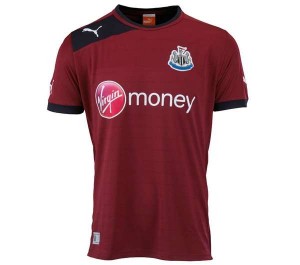 2012/13 NUFC away shirt: Yours to win!